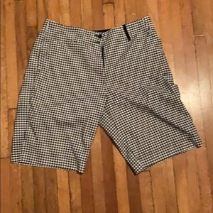 Nike Golf Women’s Medium Houndstooth Shorts